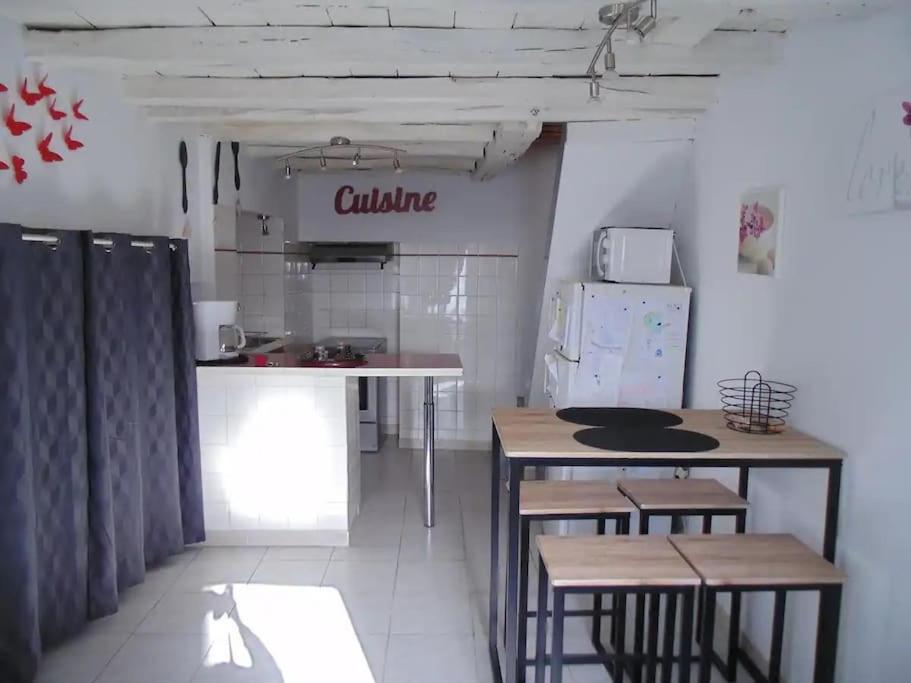 Le Gambetta - Nouveau Proprietaire Estissac Bagian luar foto